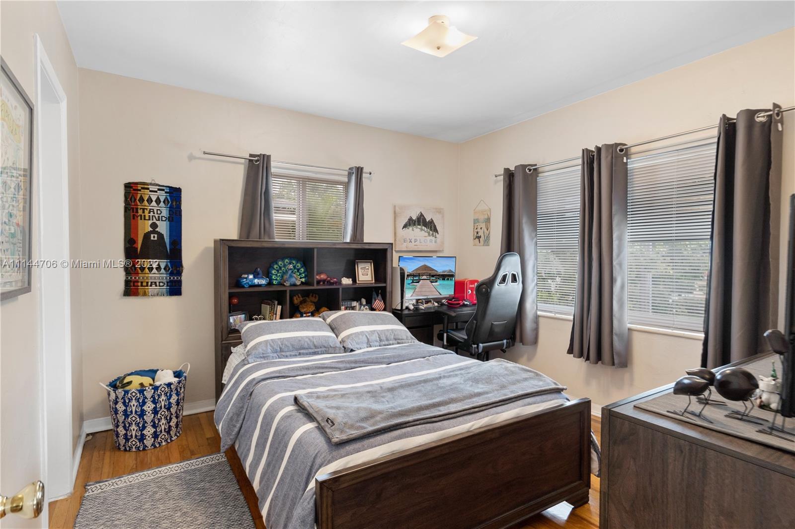 ENGLEWOOD - Residential Income