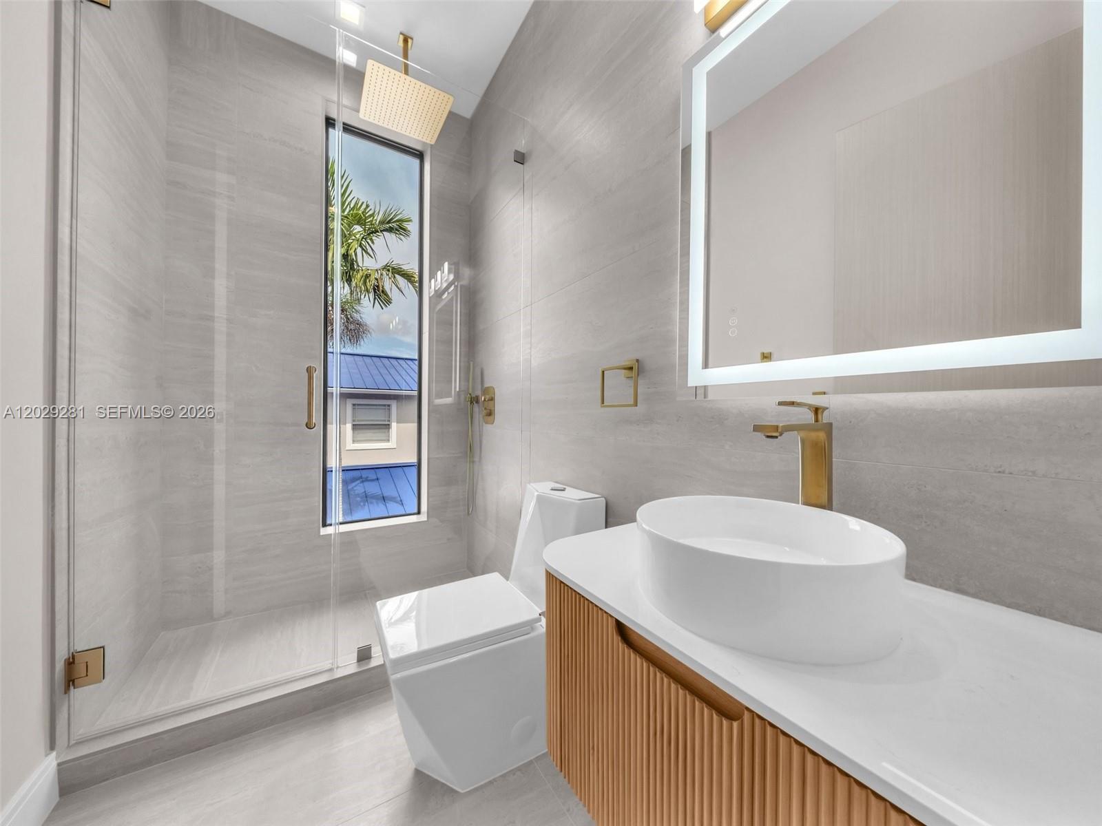 HOLLYWOOD - Residential
