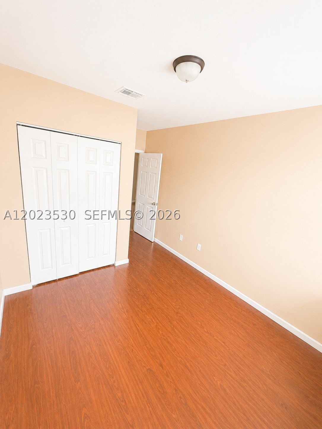 MIRAGE AT SAILBOAT COVE - Residential