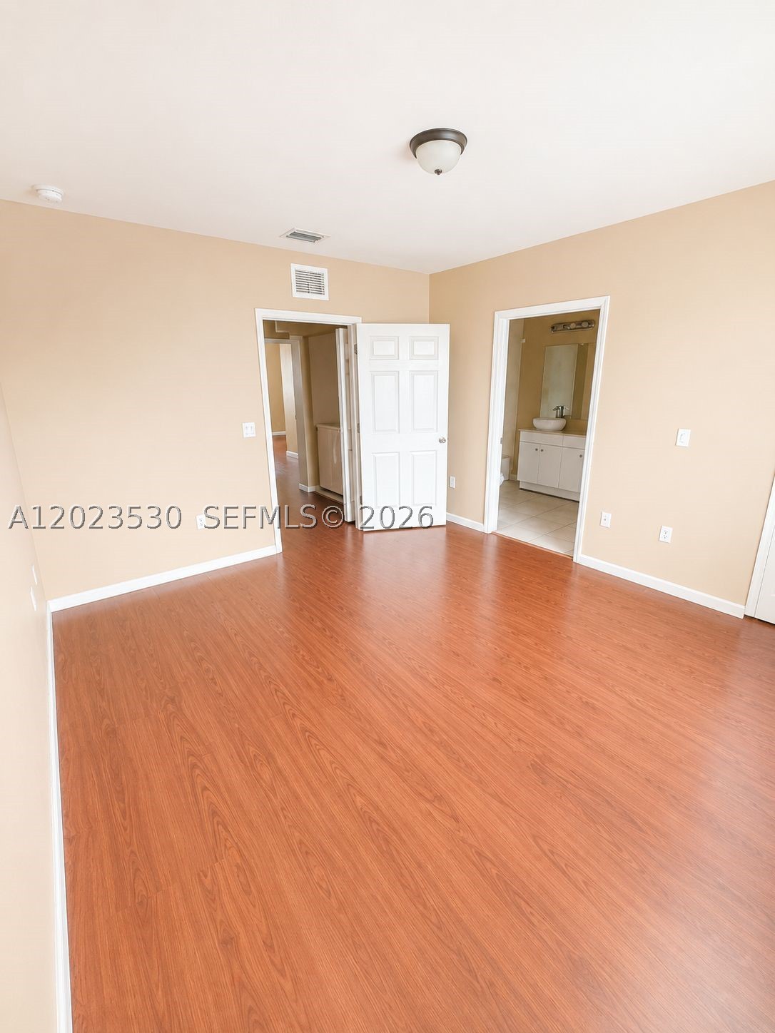 MIRAGE AT SAILBOAT COVE - Residential