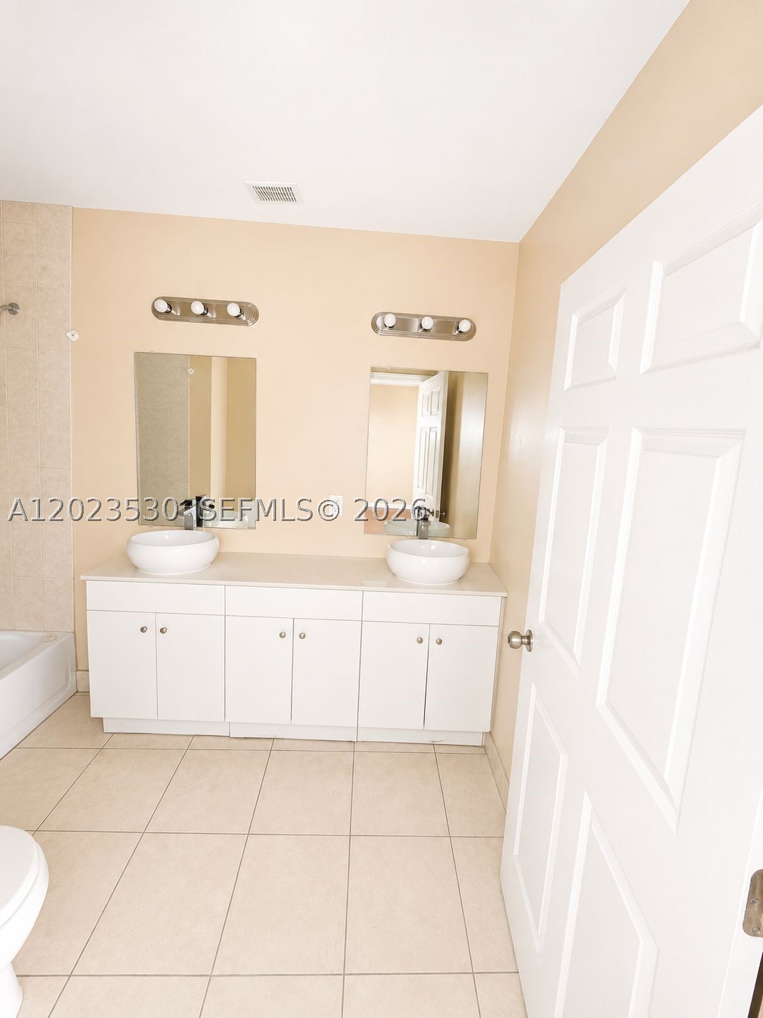 MIRAGE AT SAILBOAT COVE - Residential