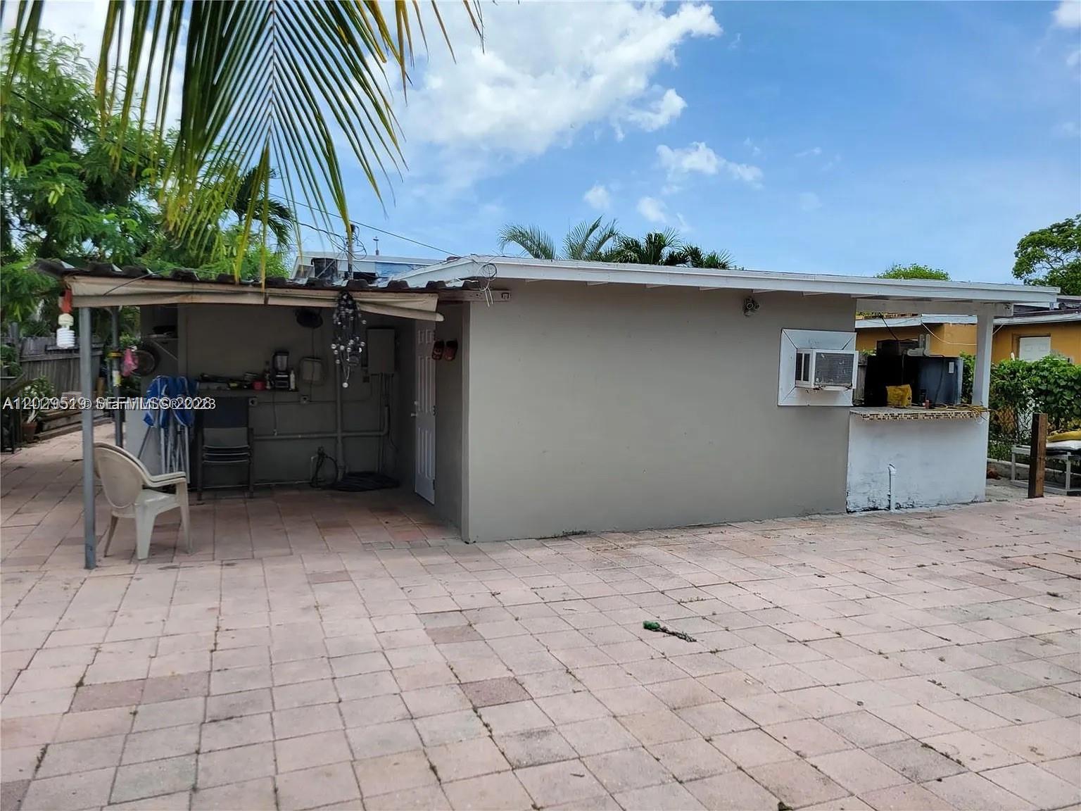 LAUDERDALE MANORS REVISED - Residential