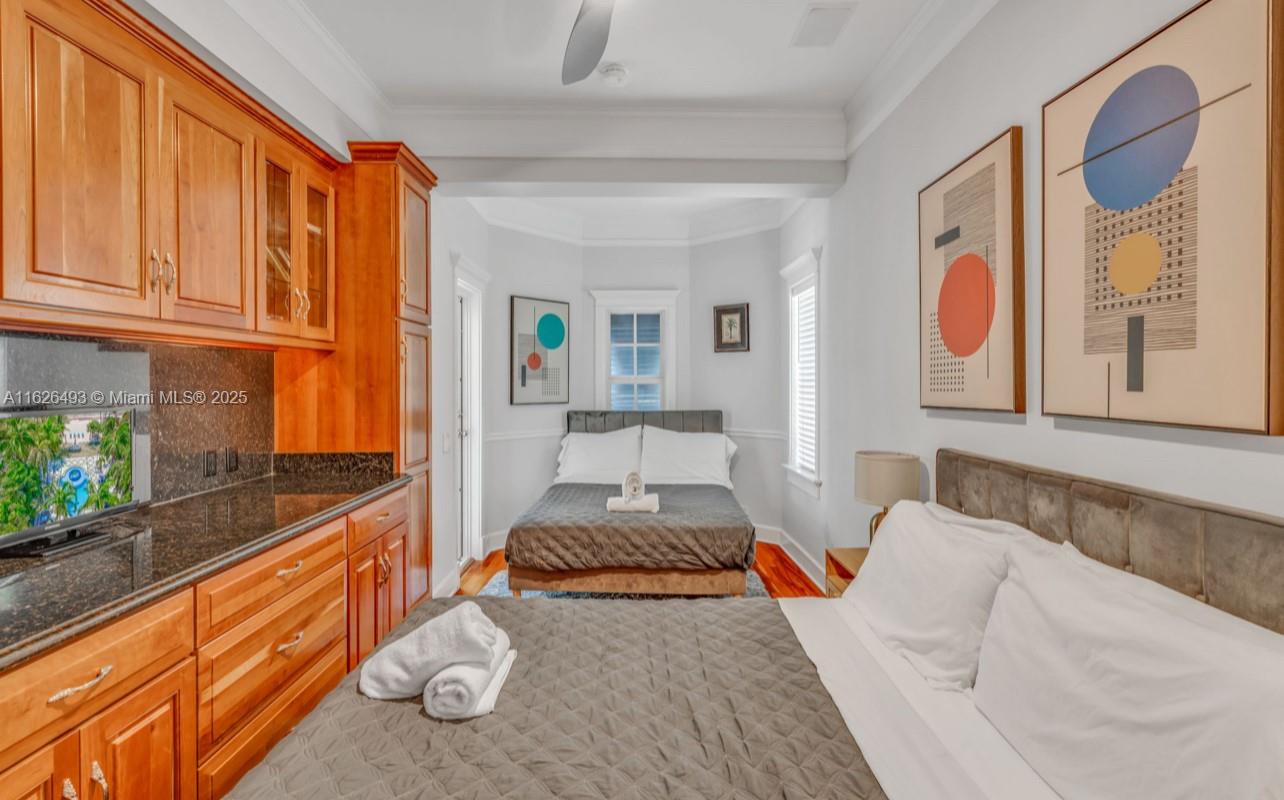 MATE OCEAN BAY SUBD SEC 1 - Residential