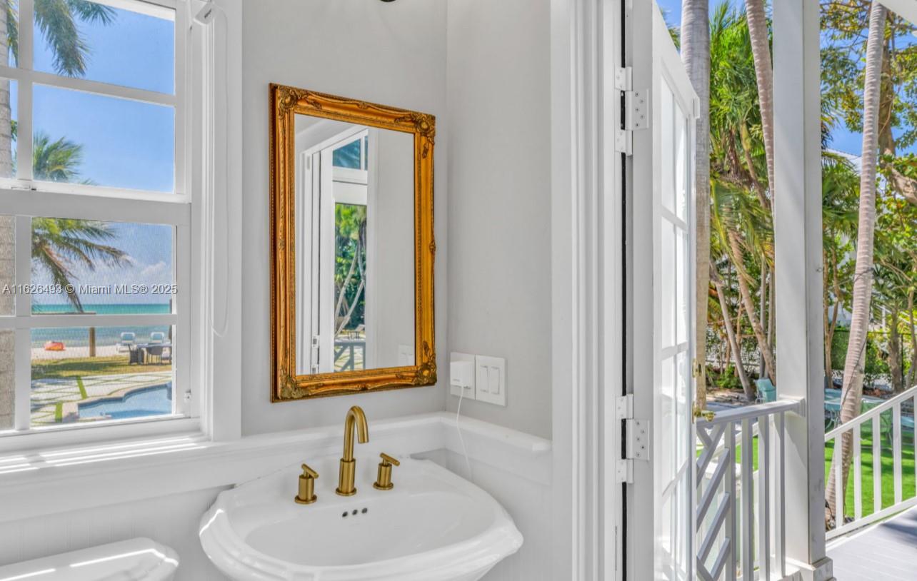 MATE OCEAN BAY SUBD SEC 1 - Residential