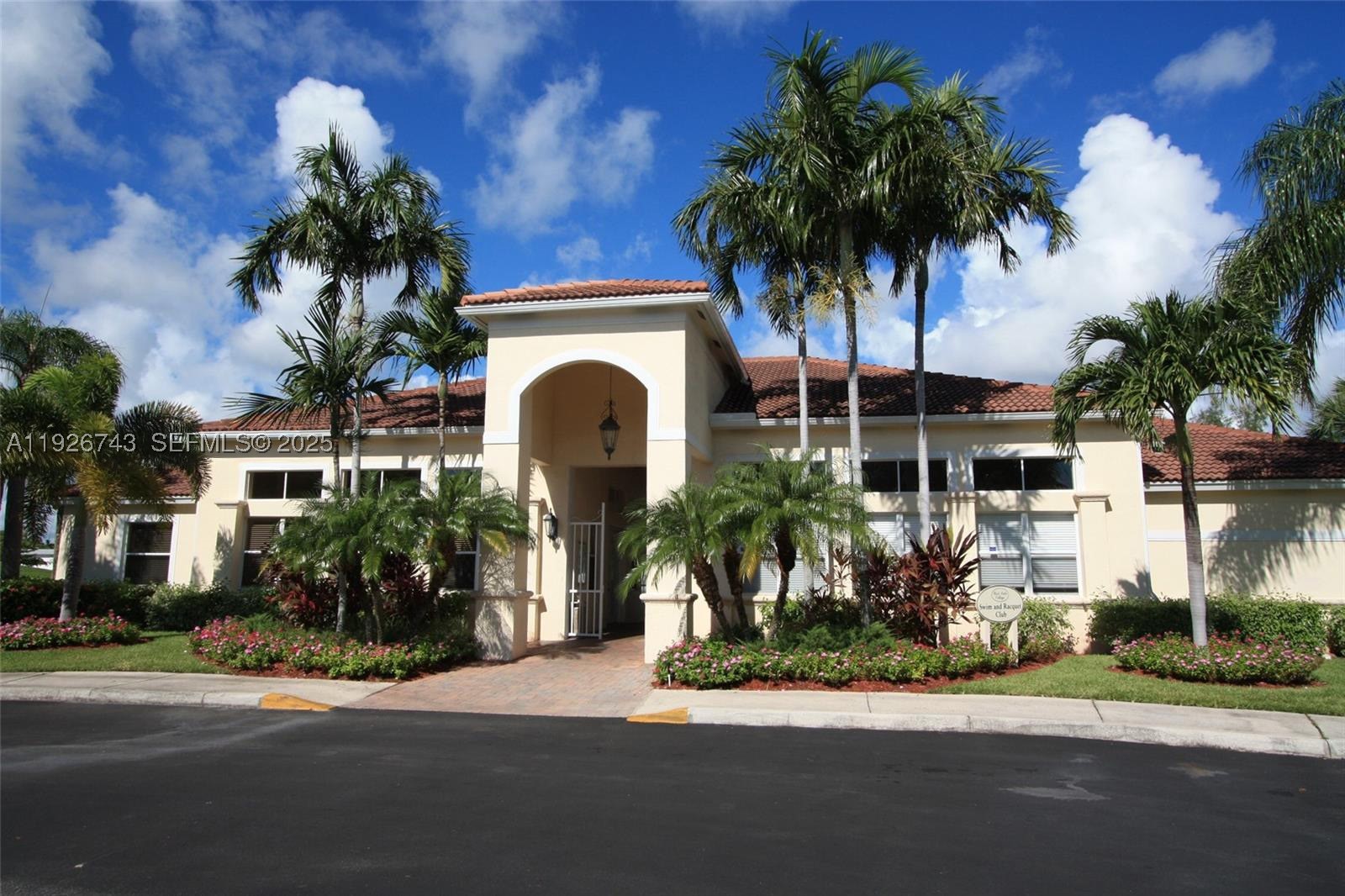 WEST LAKE VILLAGE PLAT - Residential