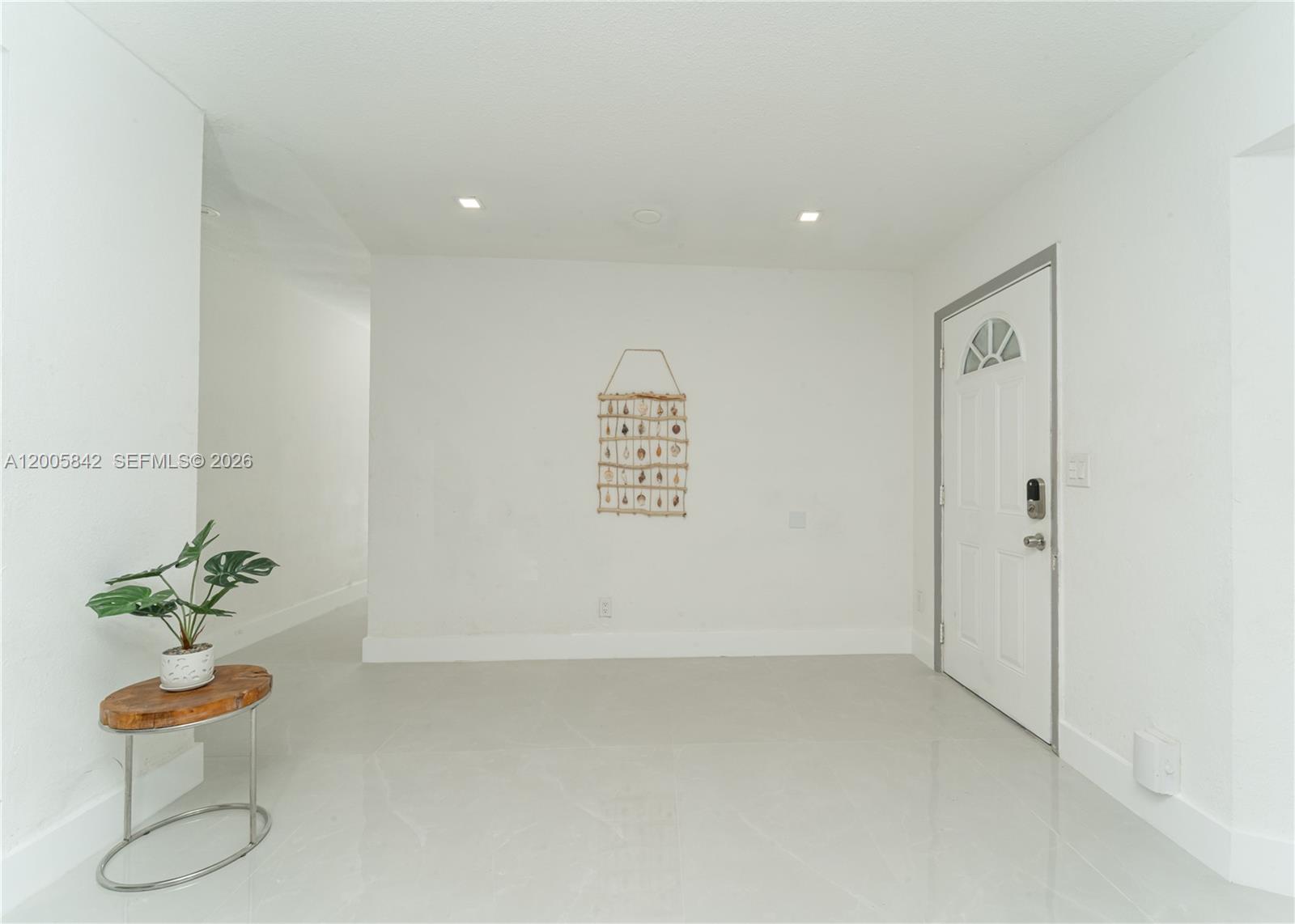 LIBERIA - Residential