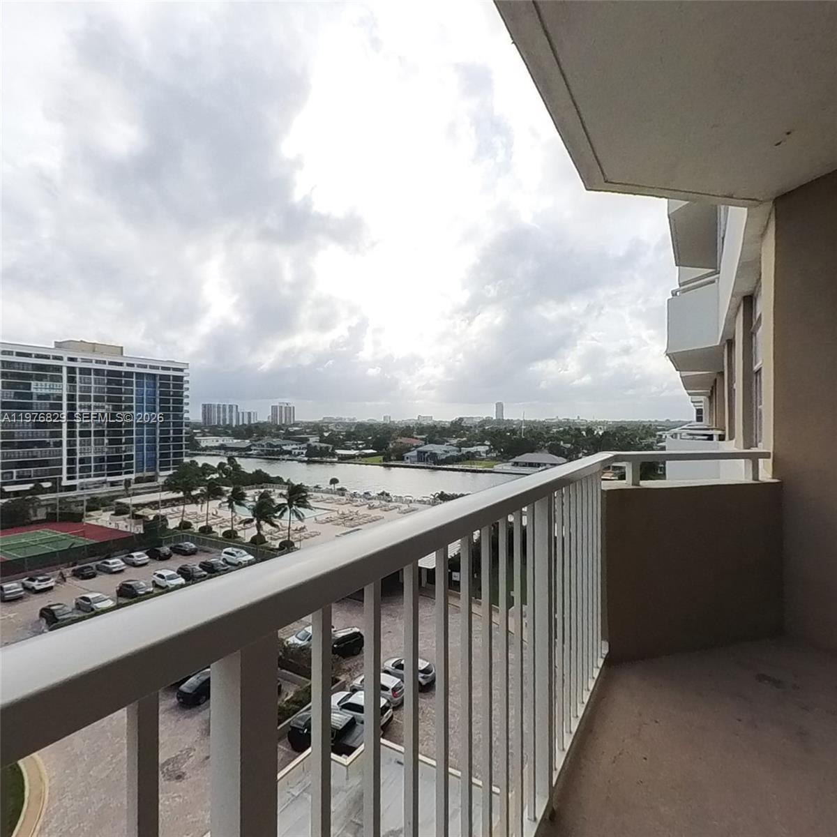 THE HEMISPHERES CONDO - Residential