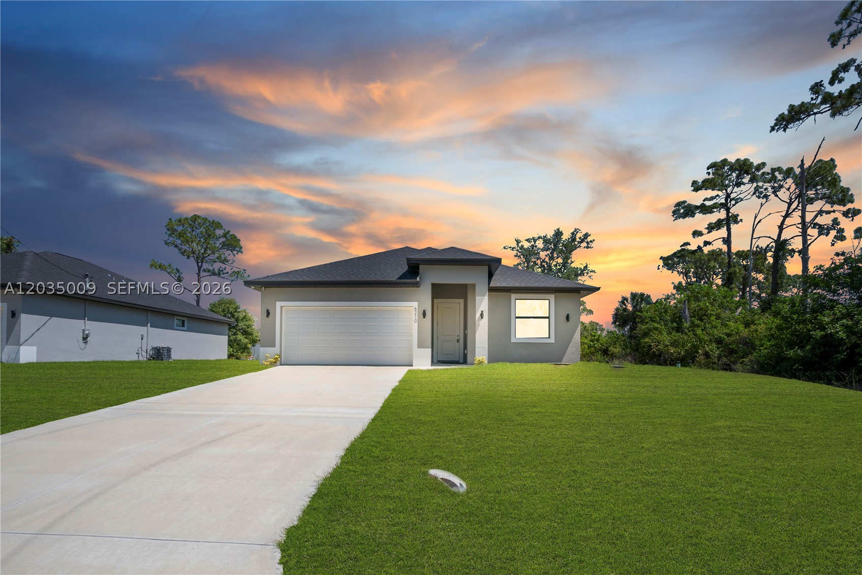 Port LaBelle - Residential