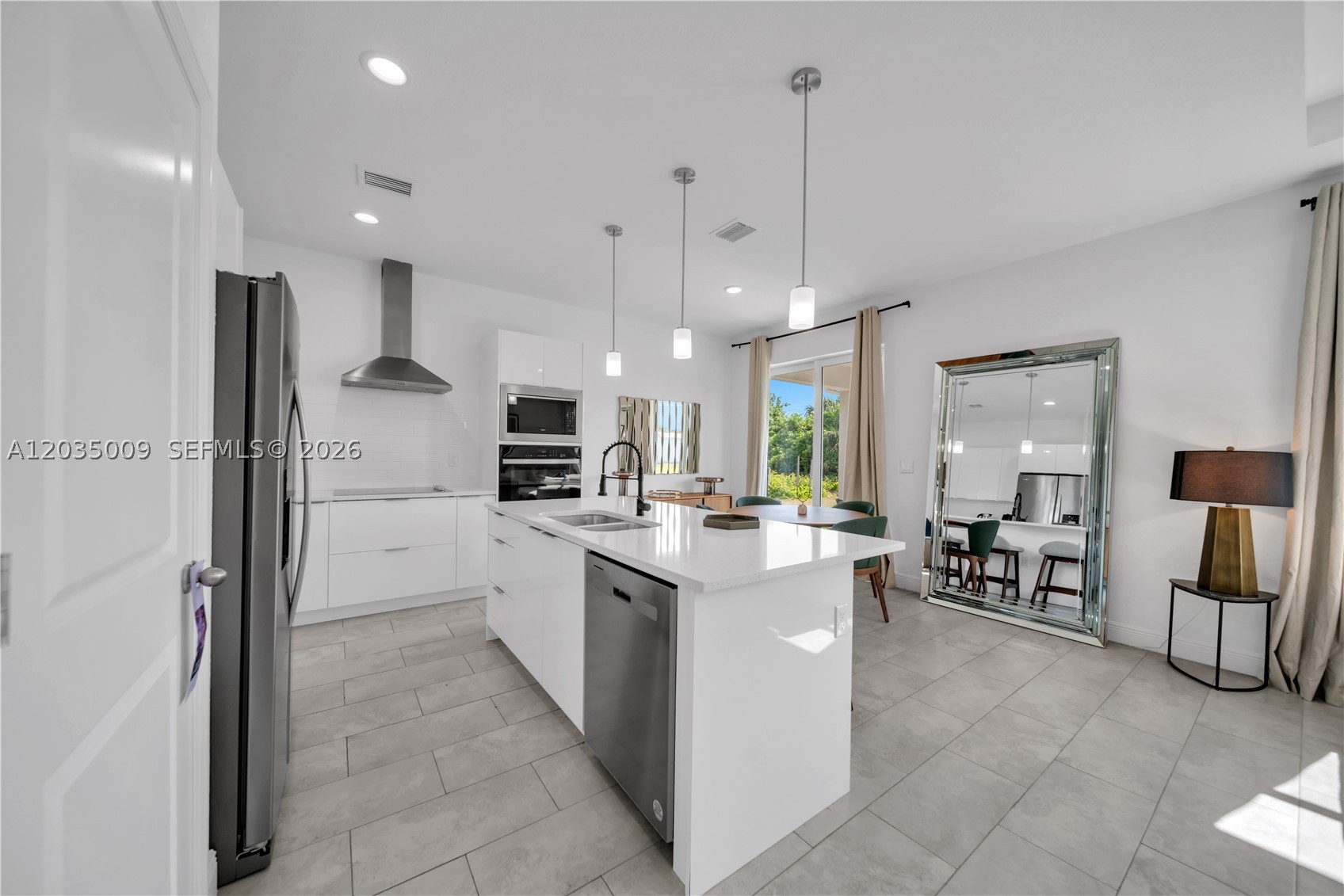 Port LaBelle - Residential