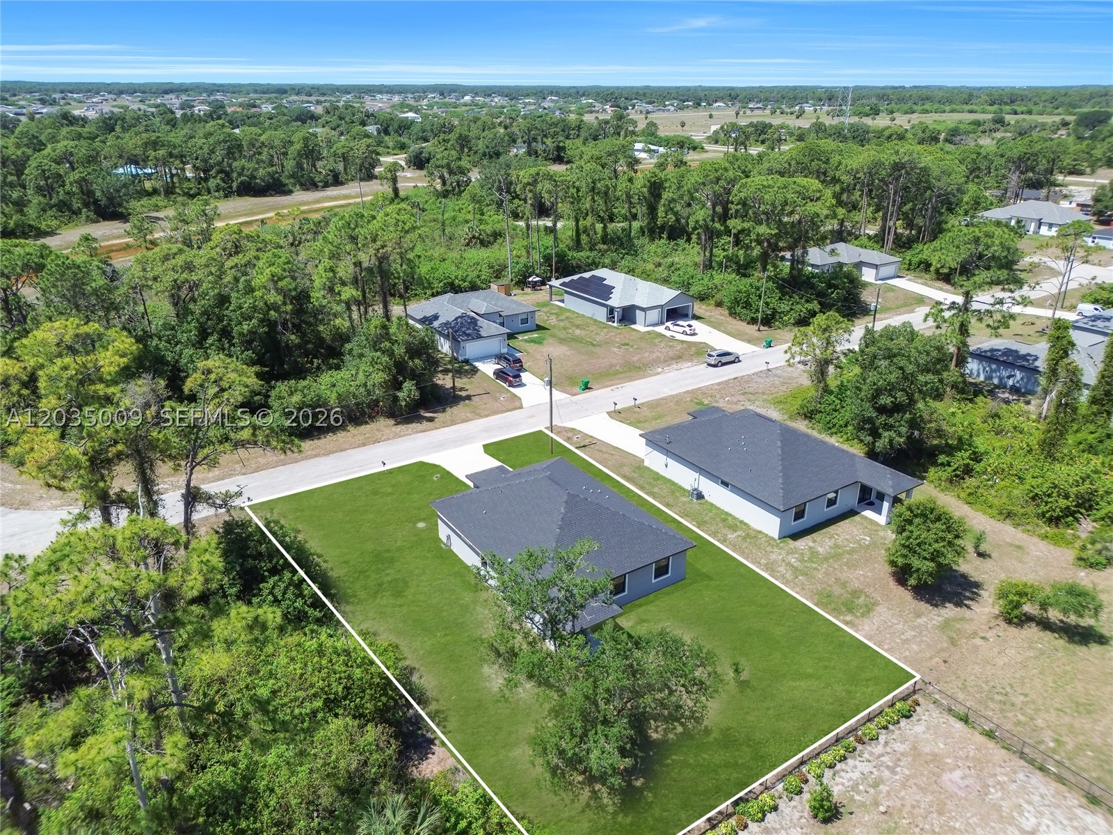 Port LaBelle - Residential