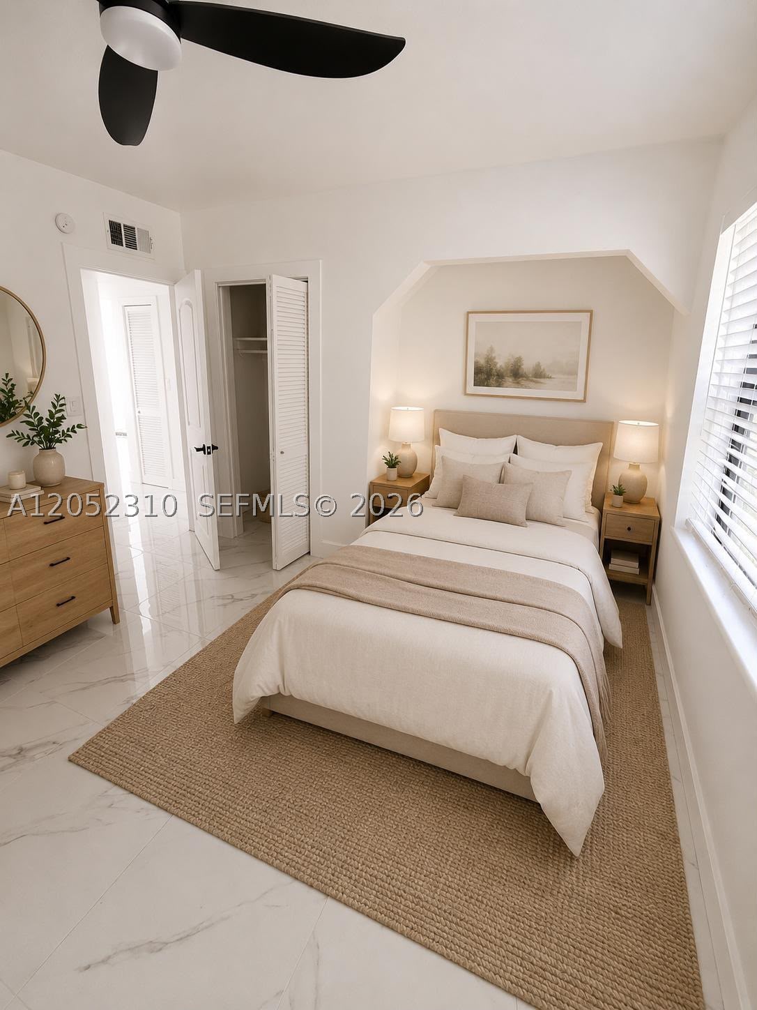 HOLLYWOOD - Residential Lease
