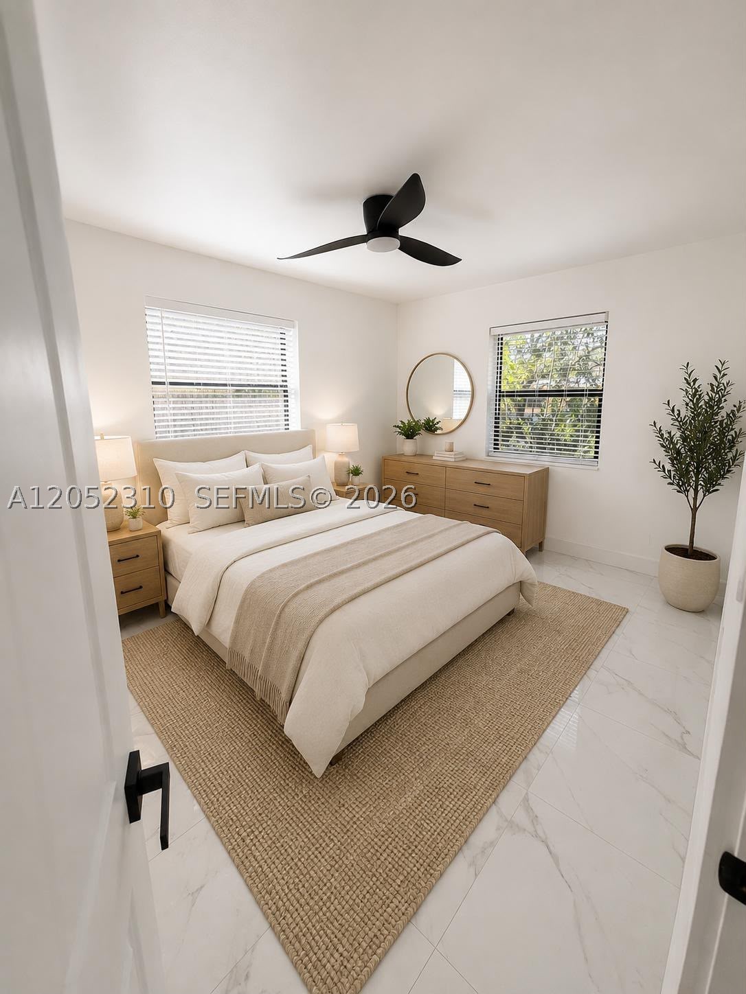 HOLLYWOOD - Residential Lease