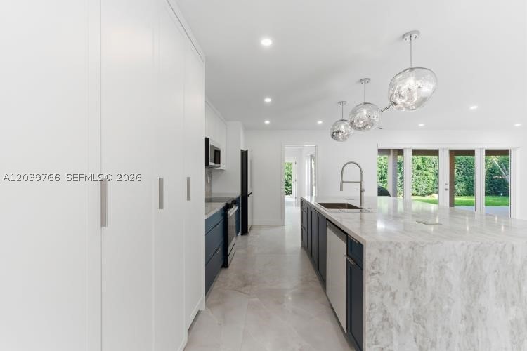 BAY HEIGHTS - Residential