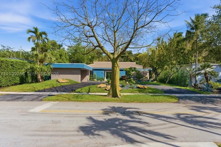 BAY HEIGHTS - Residential