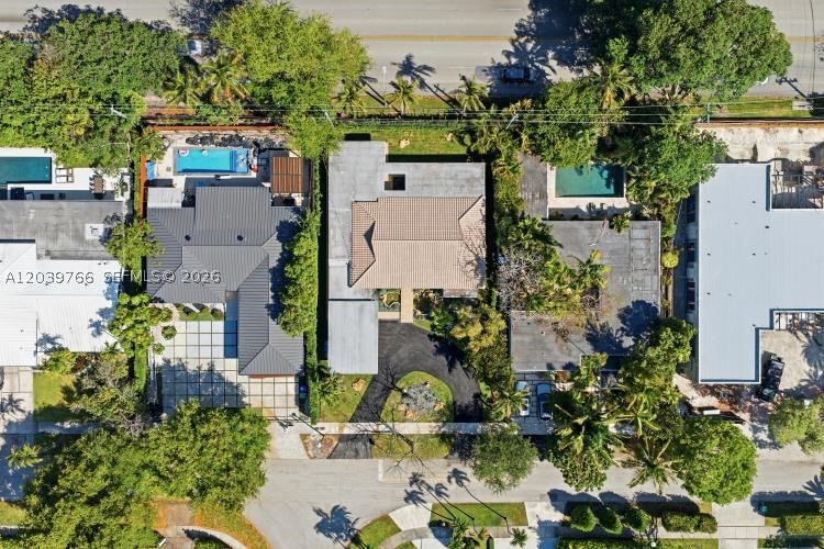 BAY HEIGHTS - Residential