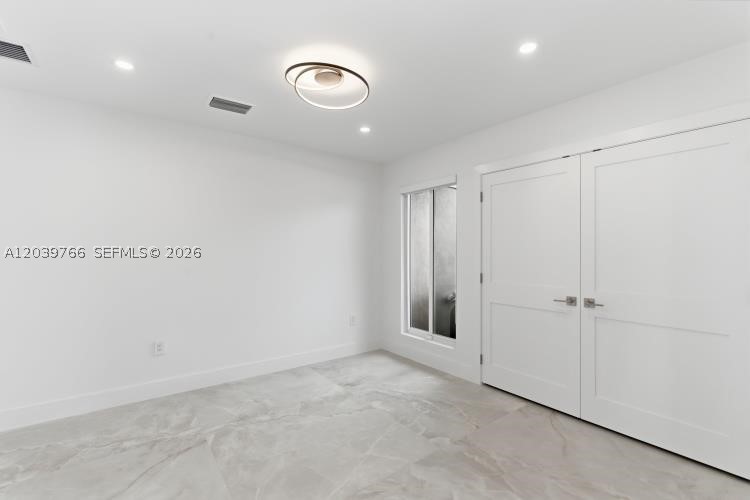 BAY HEIGHTS - Residential