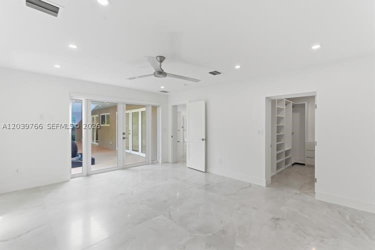 BAY HEIGHTS - Residential