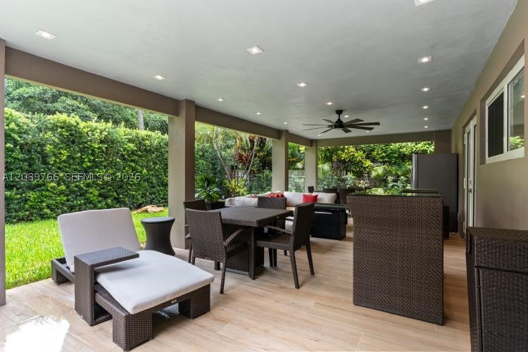 BAY HEIGHTS - Residential
