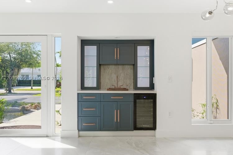 BAY HEIGHTS - Residential