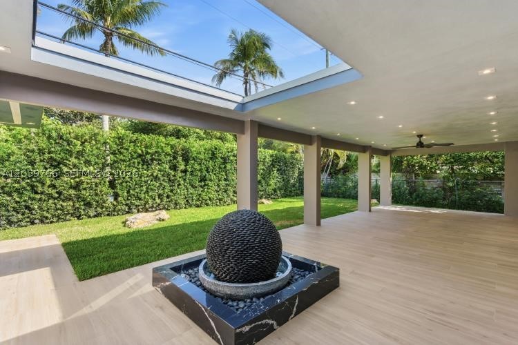BAY HEIGHTS - Residential