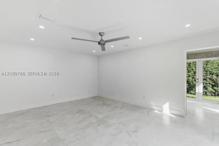 BAY HEIGHTS - Residential