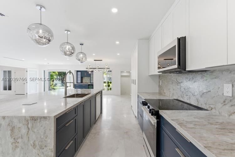 BAY HEIGHTS - Residential