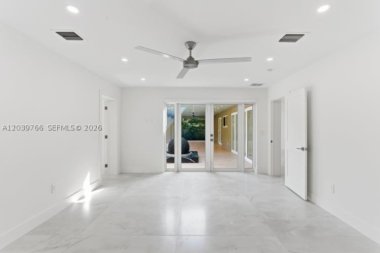 BAY HEIGHTS - Residential