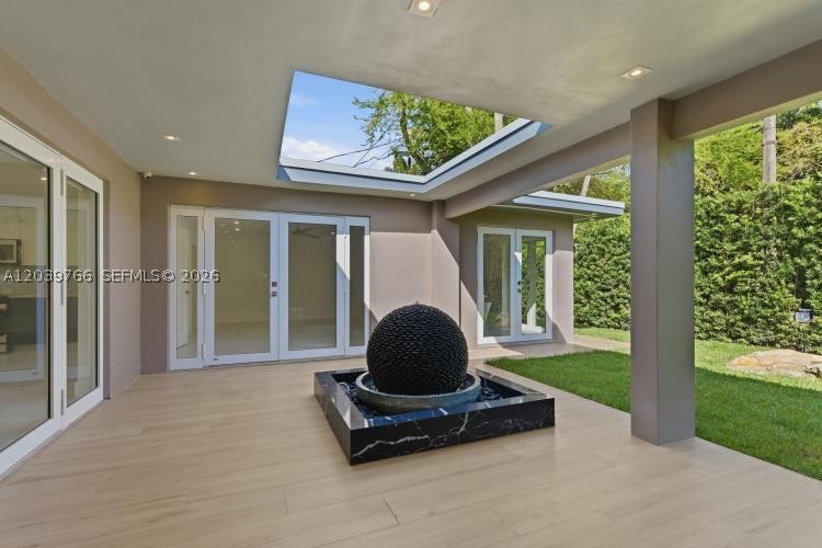 BAY HEIGHTS - Residential