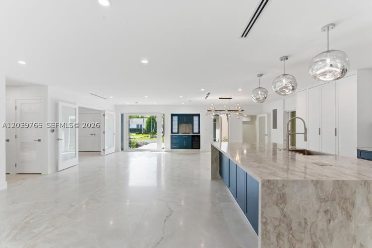 BAY HEIGHTS - Residential