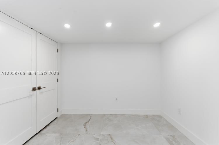 BAY HEIGHTS - Residential