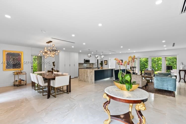 BAY HEIGHTS - Residential