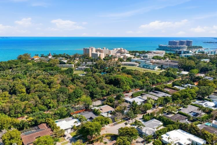BAY HEIGHTS - Residential