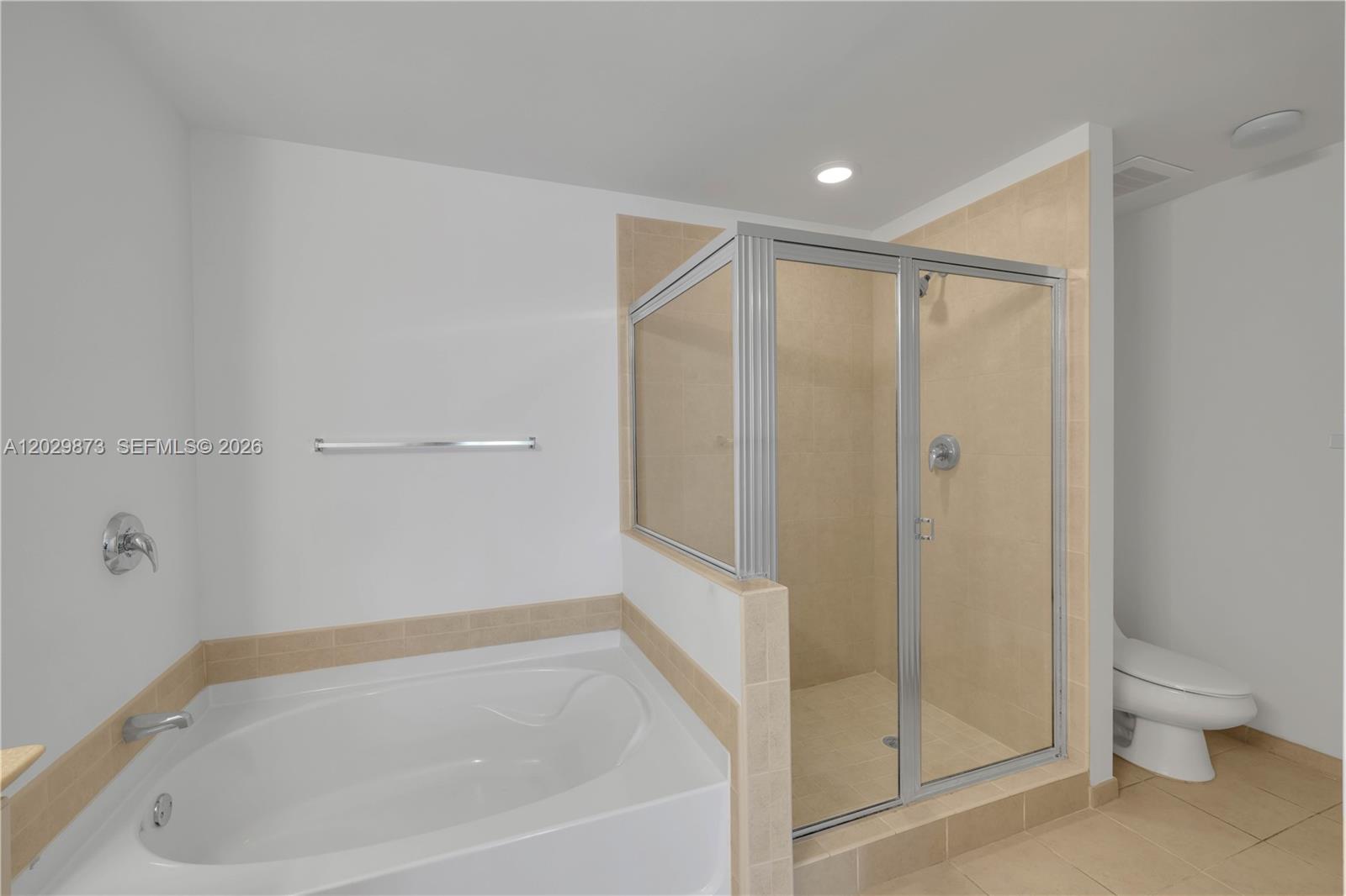 AVENTURA MARINA CONDO NUM - Residential