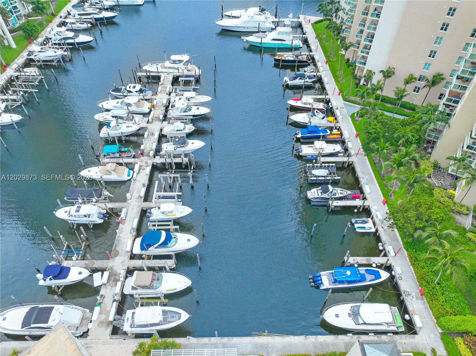 AVENTURA MARINA CONDO NUM - Residential