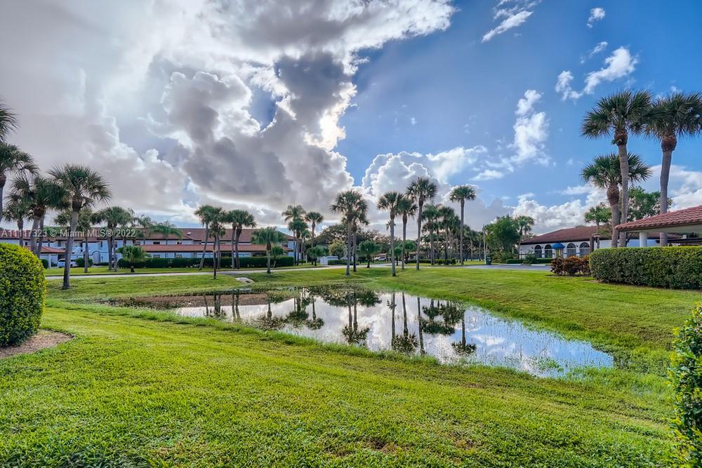 Hansons Landing Condo - Residential