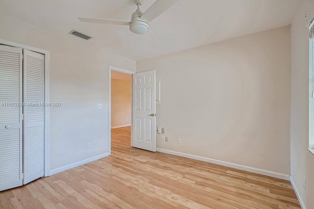 Hansons Landing Condo - Residential