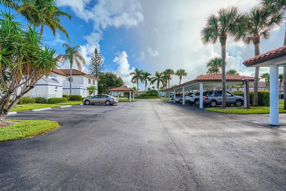 Hansons Landing Condo - Residential