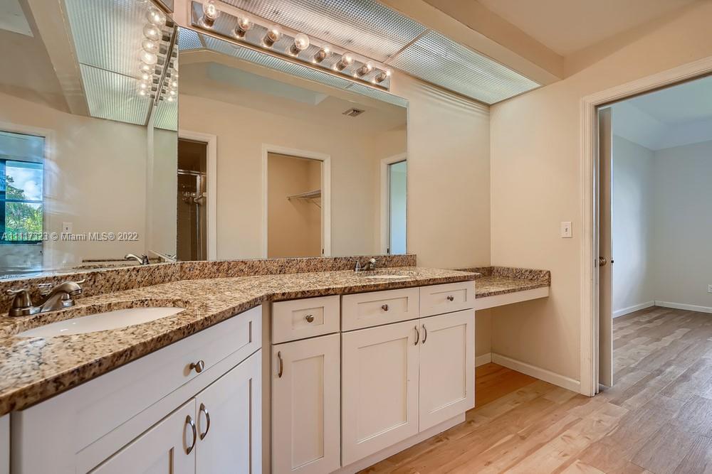 Hansons Landing Condo - Residential