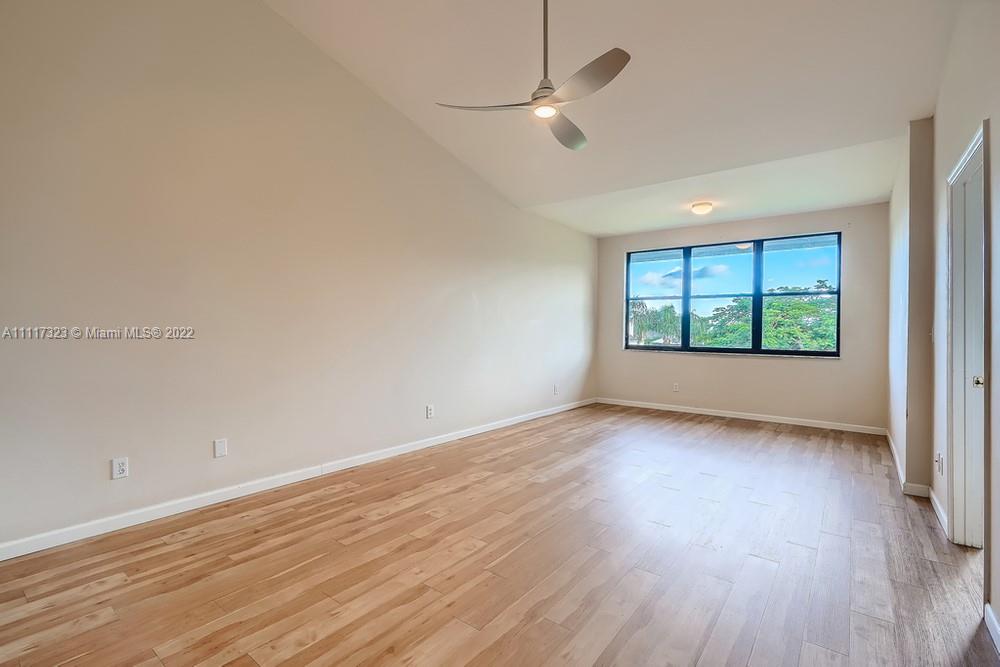 Hansons Landing Condo - Residential
