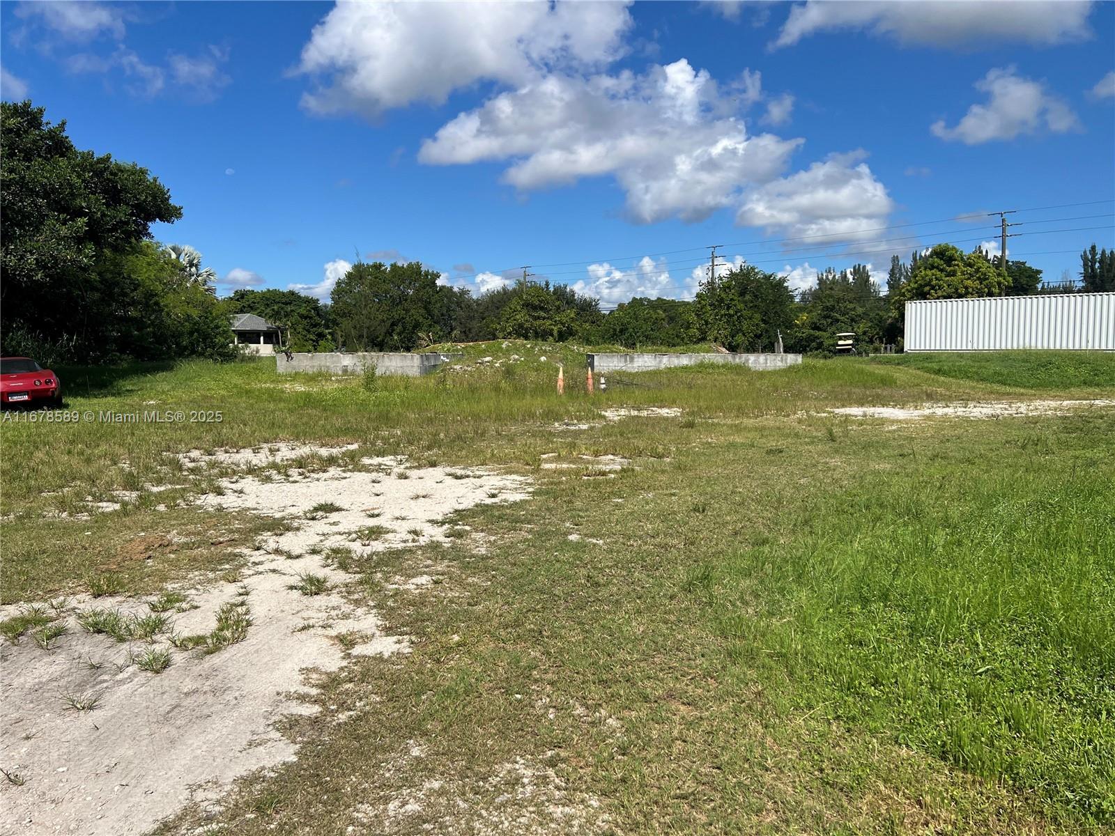 TRAILS OF EL RANCHO ACRES - Residential