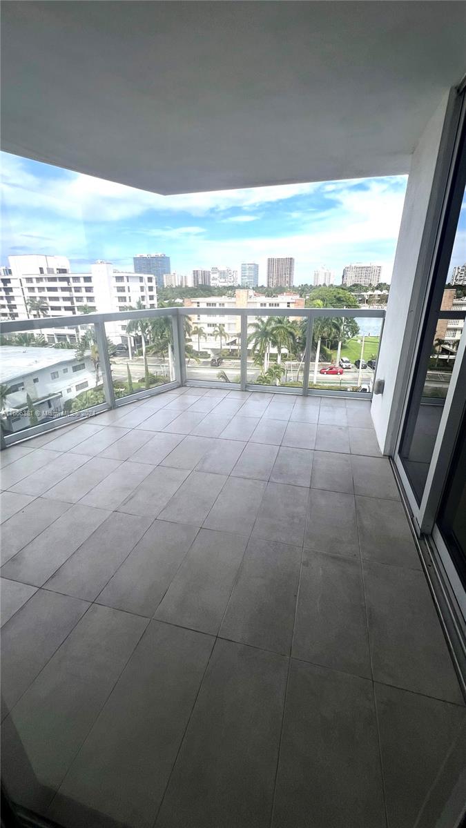 BAY HARBOR ONE CONDO - Residential Lease