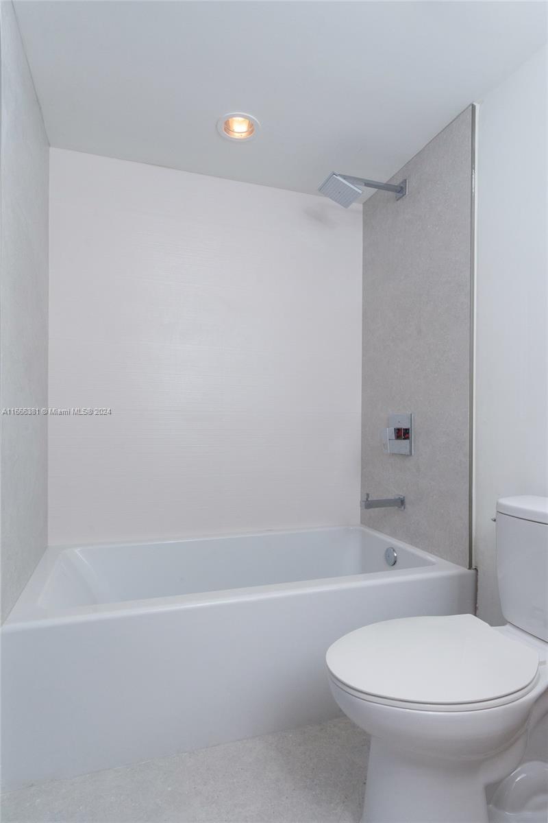 BAY HARBOR ONE CONDO - Residential Lease
