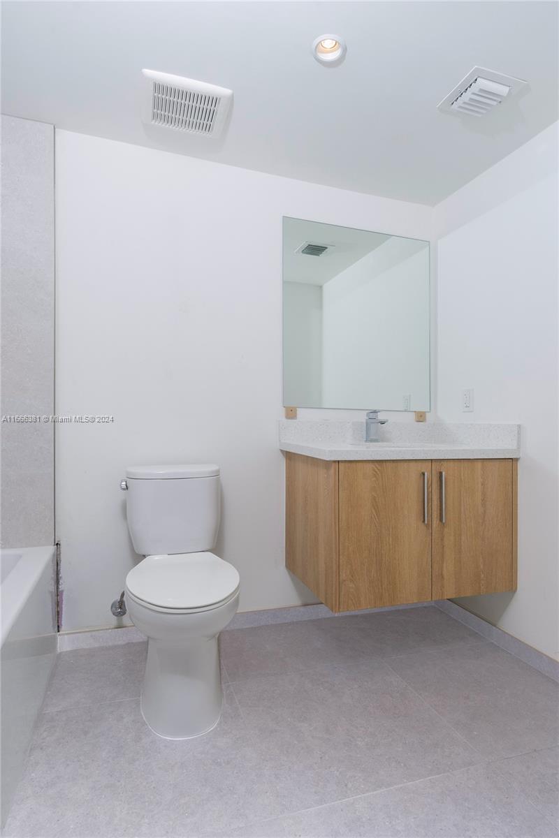 BAY HARBOR ONE CONDO - Residential Lease