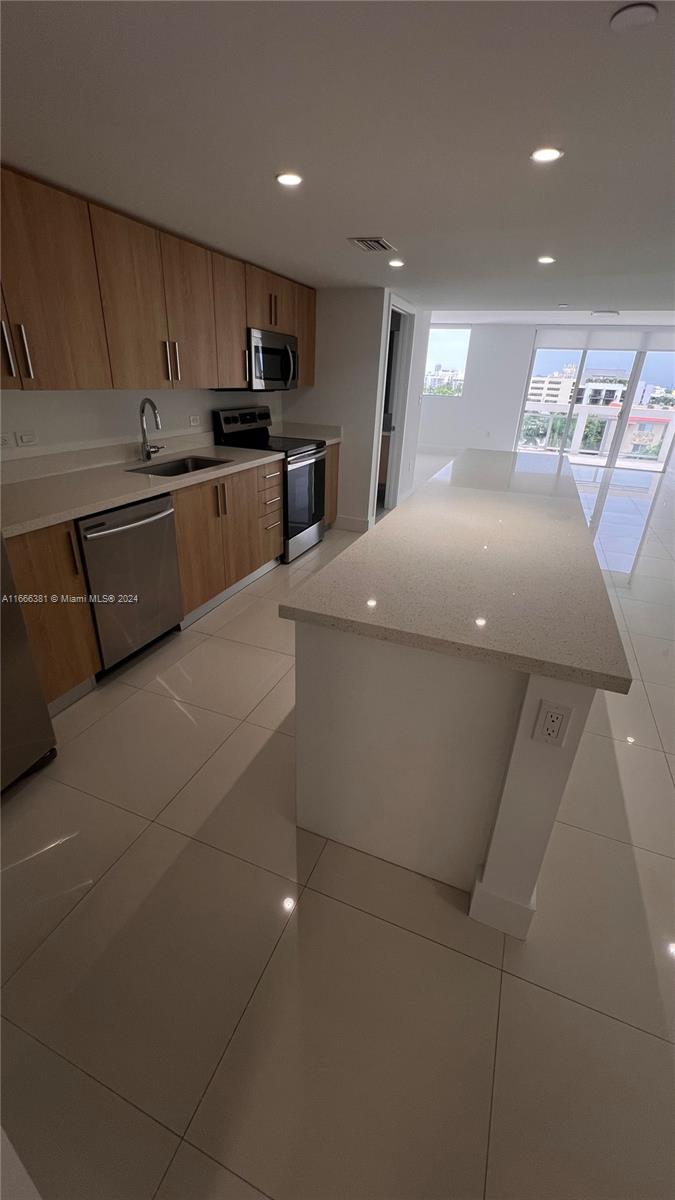 BAY HARBOR ONE CONDO - Residential Lease