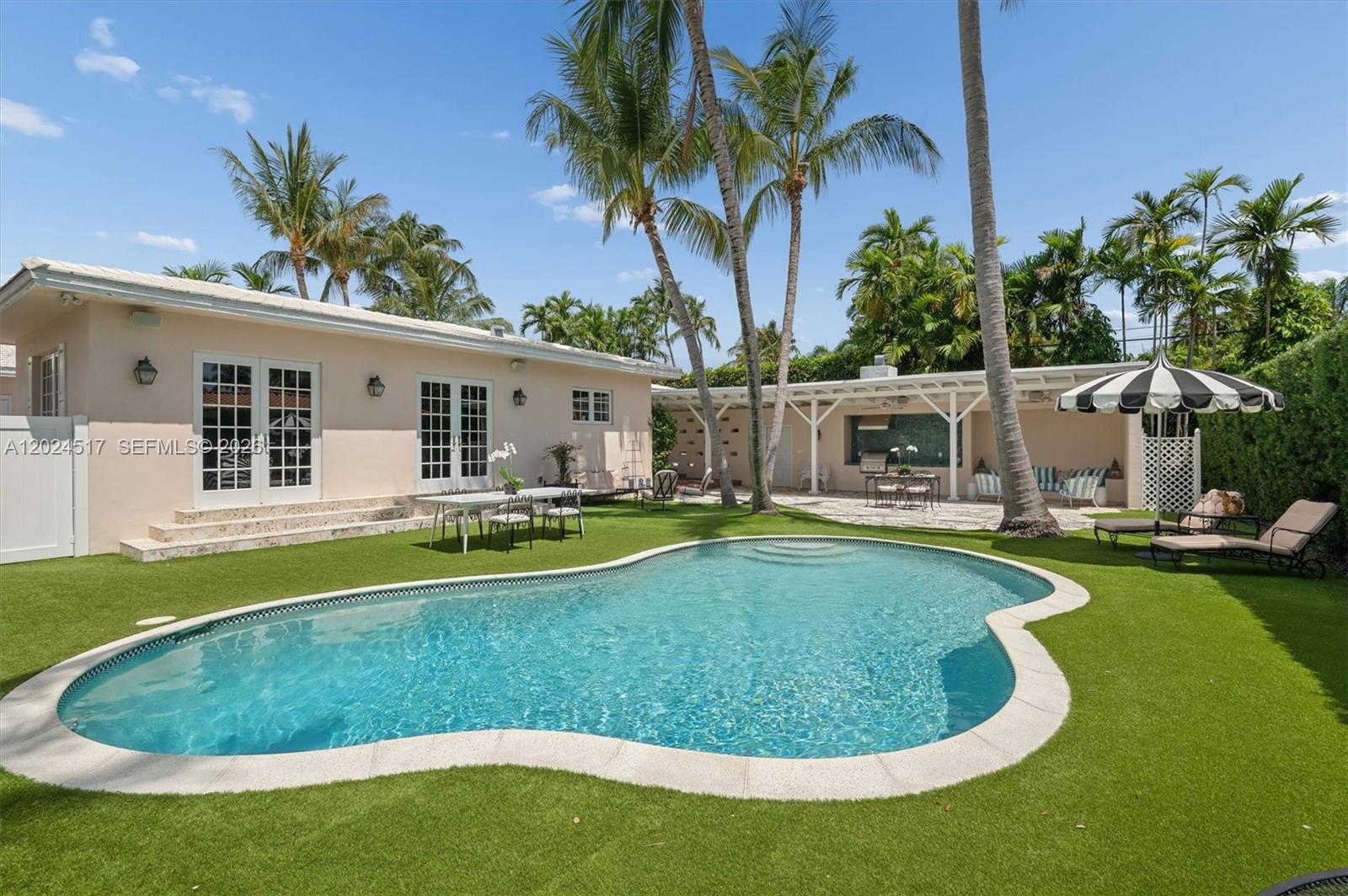 EARLETON SHORES - Residential