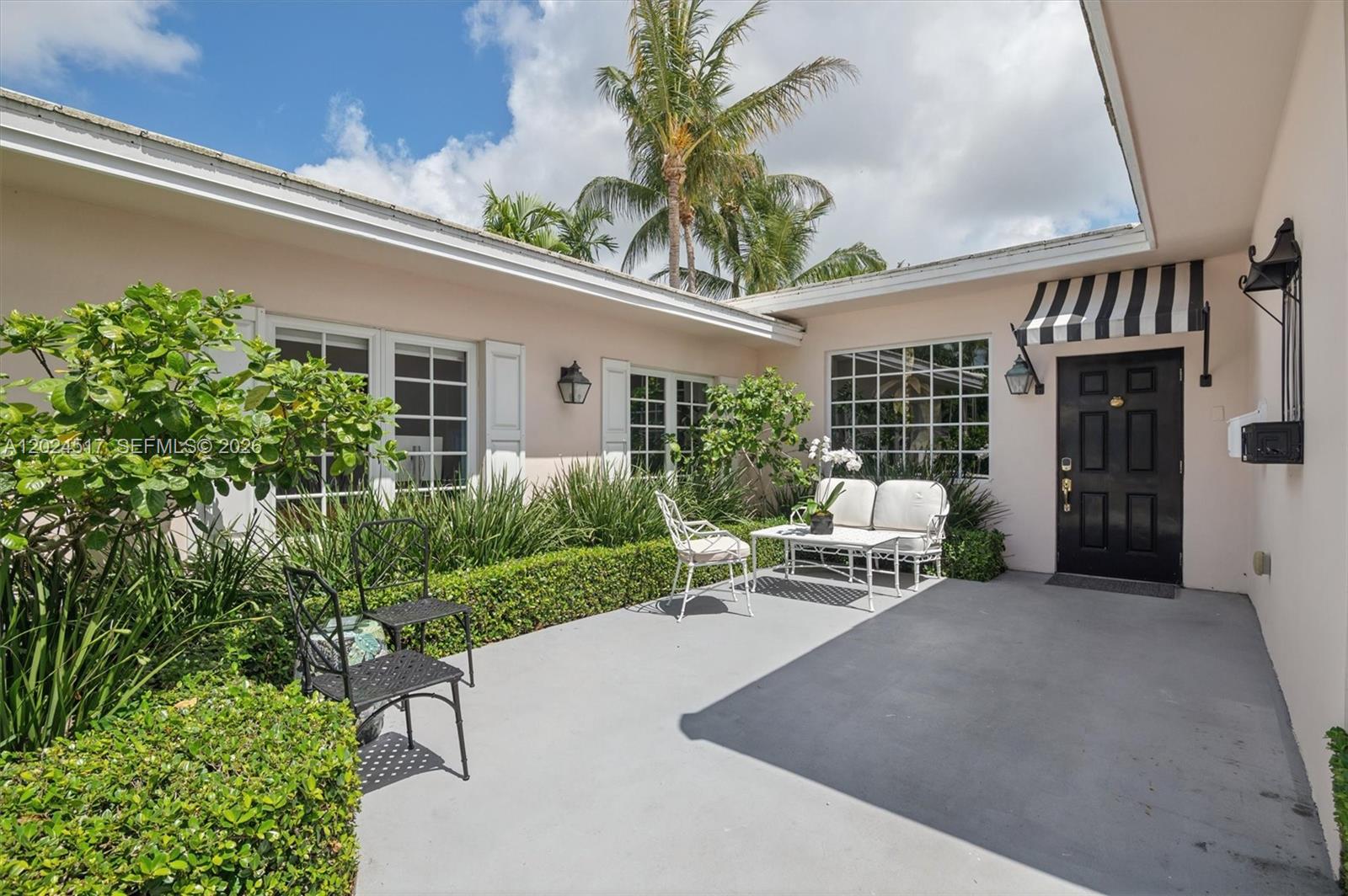 EARLETON SHORES - Residential