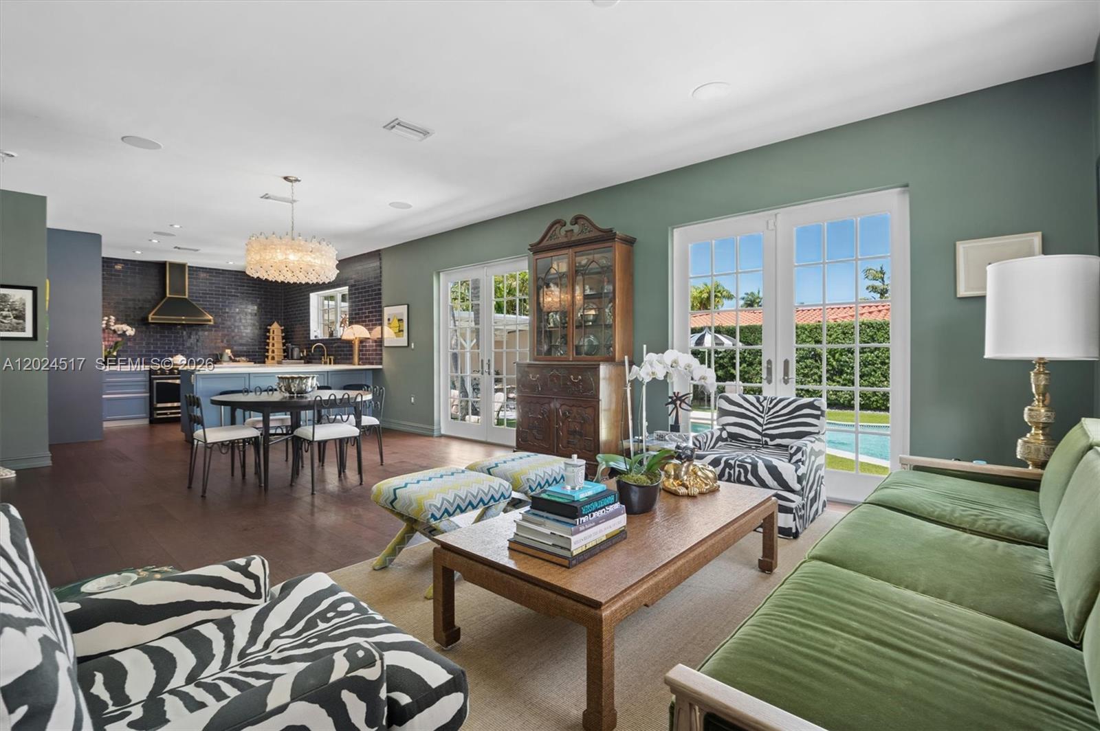EARLETON SHORES - Residential