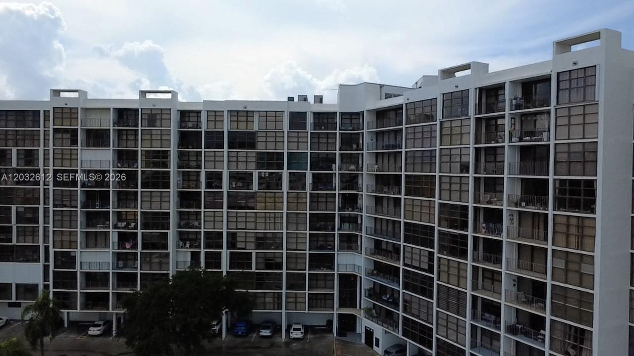 TOWERS OF OCEANVIEW EAST - Residential