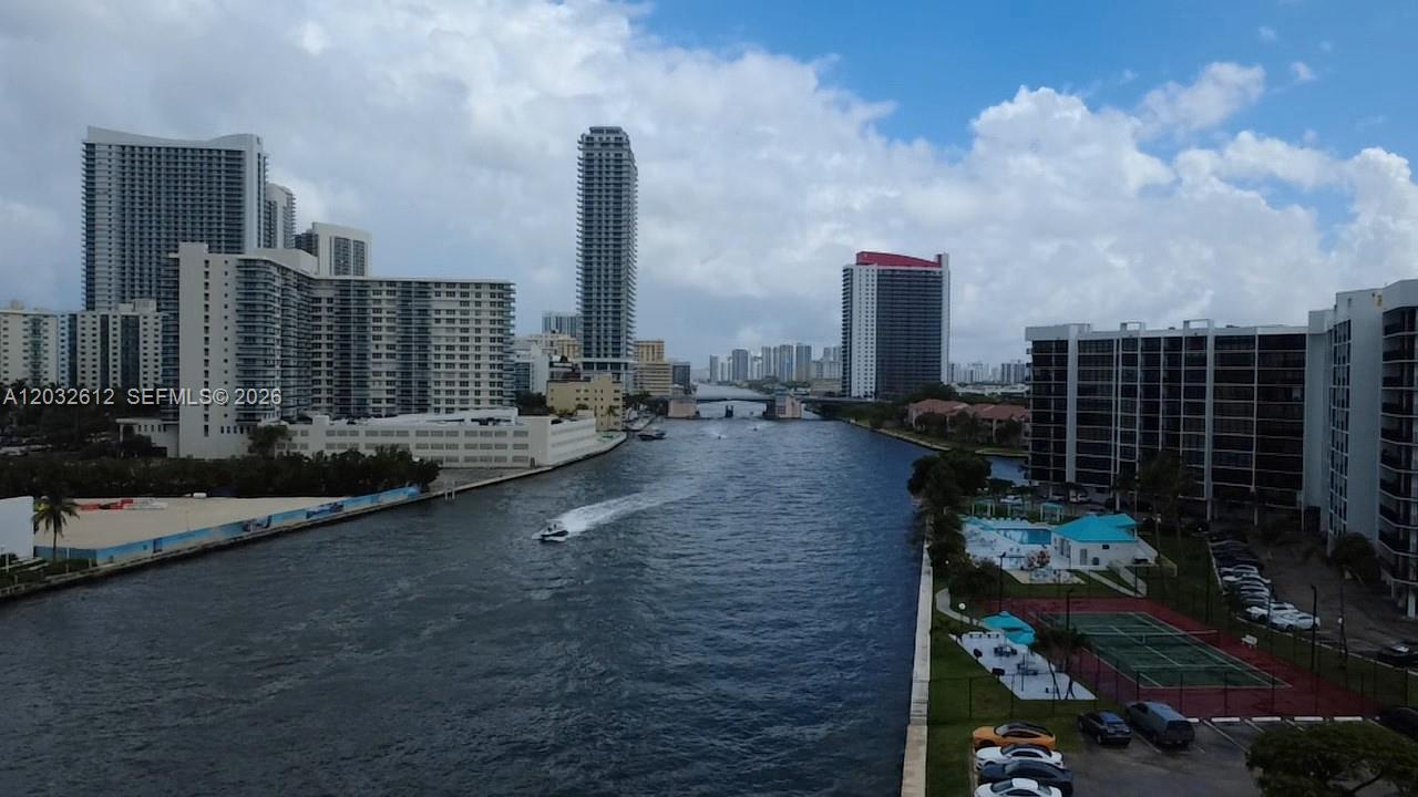 TOWERS OF OCEANVIEW EAST - Residential