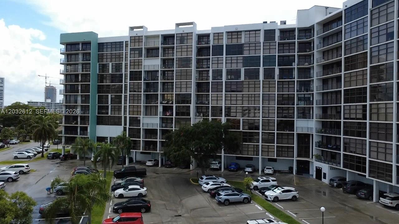 TOWERS OF OCEANVIEW EAST - Residential